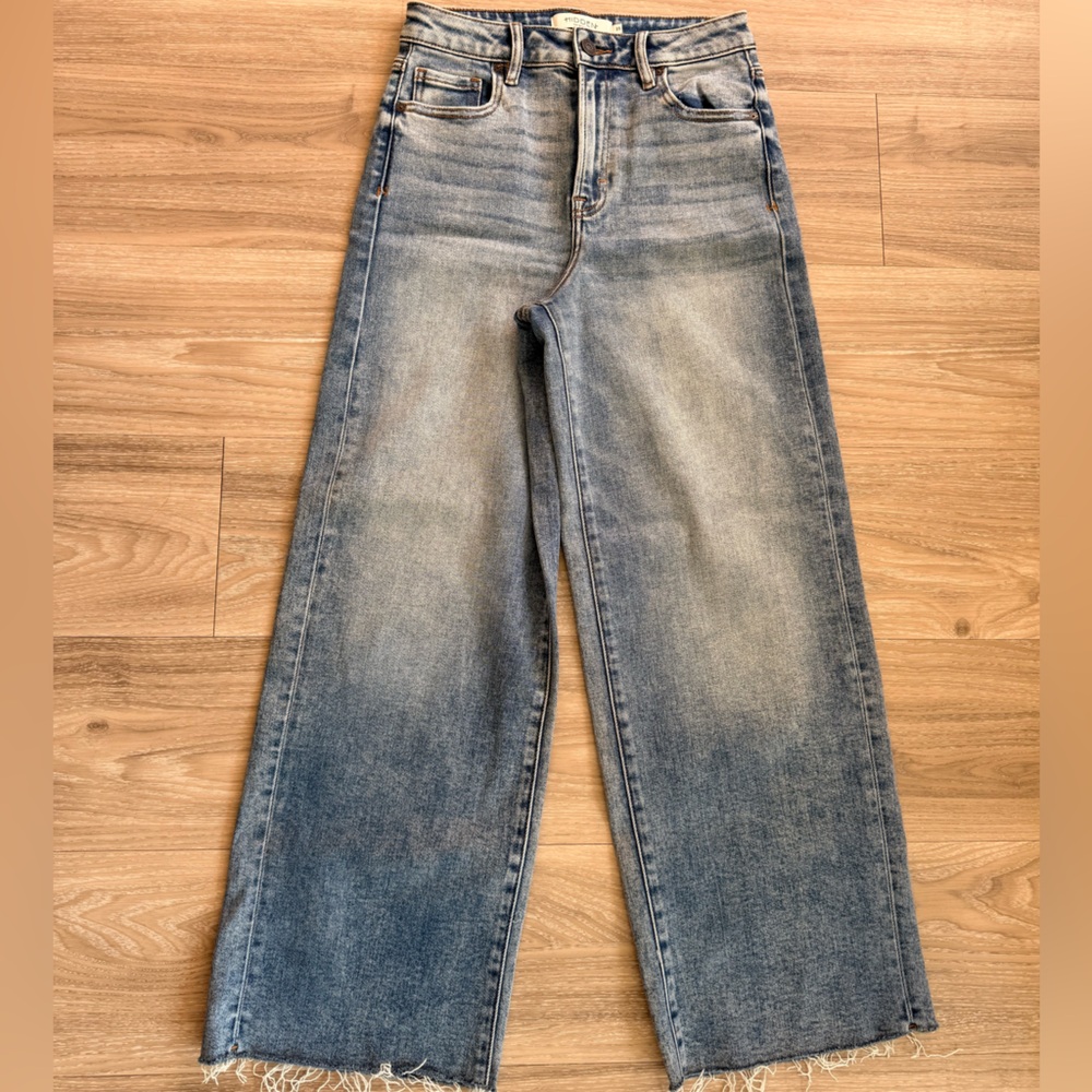 Hidden Nori Jeans